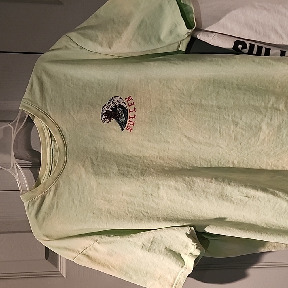 1 short sleeve